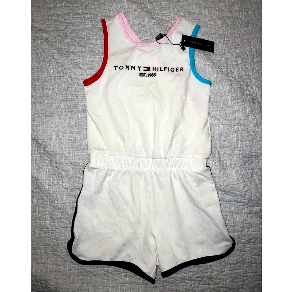 Girl play jumpsuit
